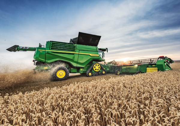 Some Essential Features Of A Modern-Day Farm Combine | Estes ...